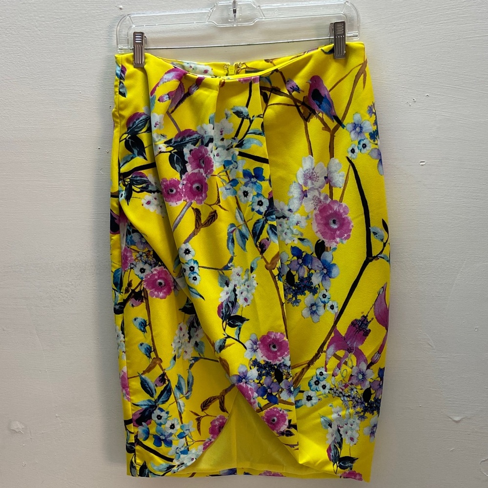 Gracia Vibrant Floral Pencil Skirt